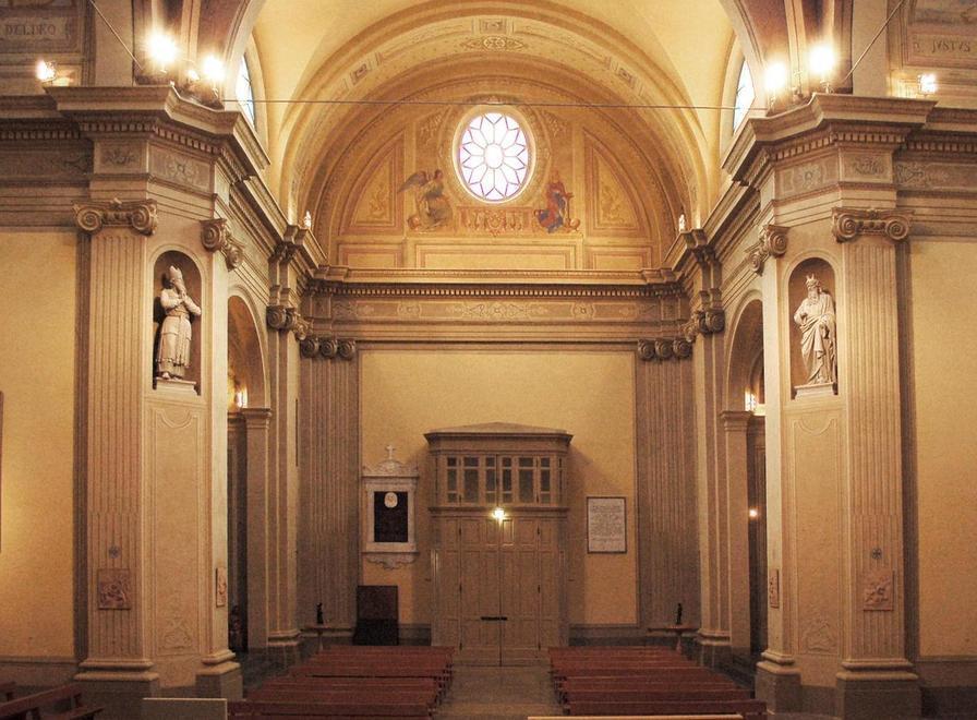 L'interno della basilica di San Marco a Boretto