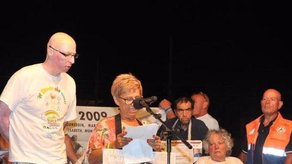 I familiari delle vittime della strage al Comune: «Feriti dal vostro silenzio»