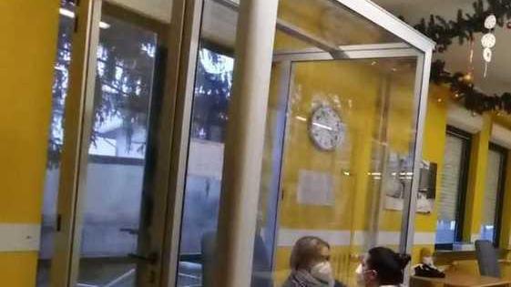 Il test degli abbracci nella casa per anziani di Reggiolo