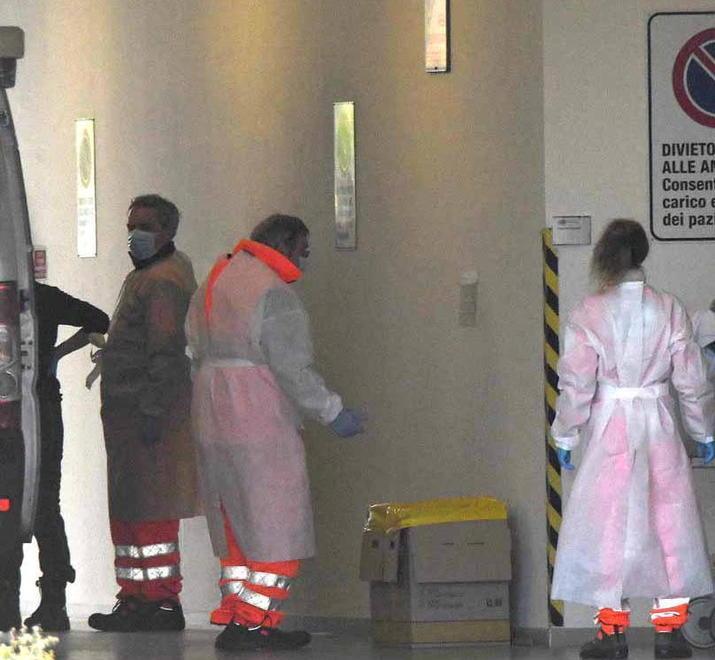 Covid, altre cinque morti in un giorno Crescono i casi di positivi in Lunigiana 