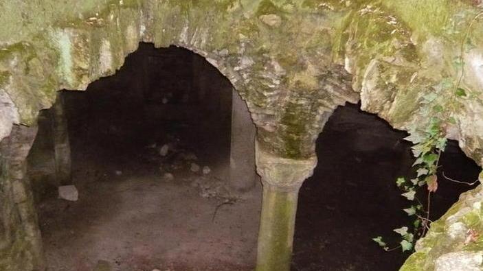 «Gli interventi di Fai e Cerm per la cripta di Giugnano saranno benvenuti ma...»