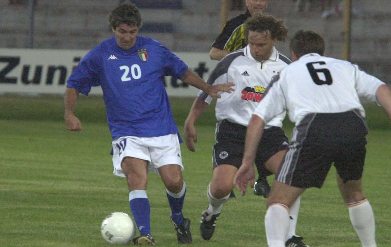 Nel 2002 sul prato dell’Acquedotto il remake della sfida Italia-Germania