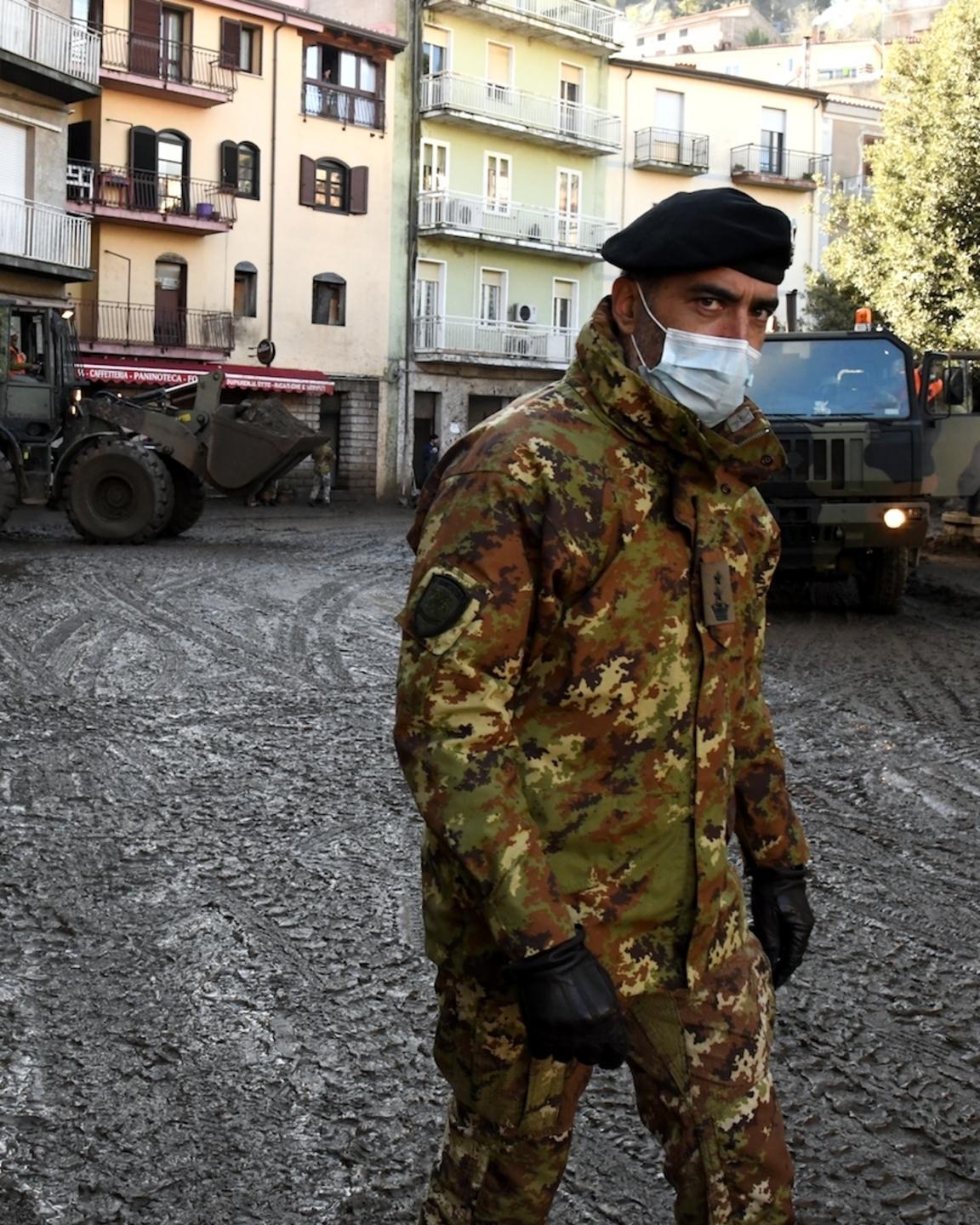 I fanti della Brigata Sassari lasciano Bitti, il sindaco ringrazia 