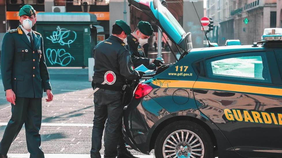 Furono gli agenti della Finanza ad intervenire per primi