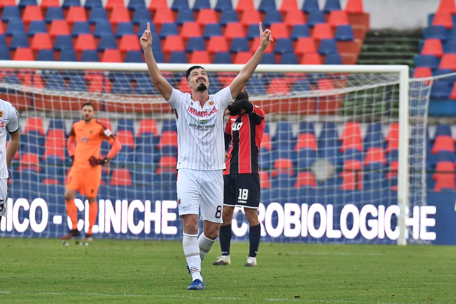  Reggiana cinica: soffre ma espugna Cosenza 1-0 