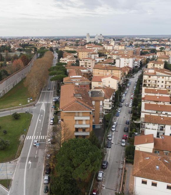 Tanto cemento per case e parcheggi Altro che zero consumo di suolo 
