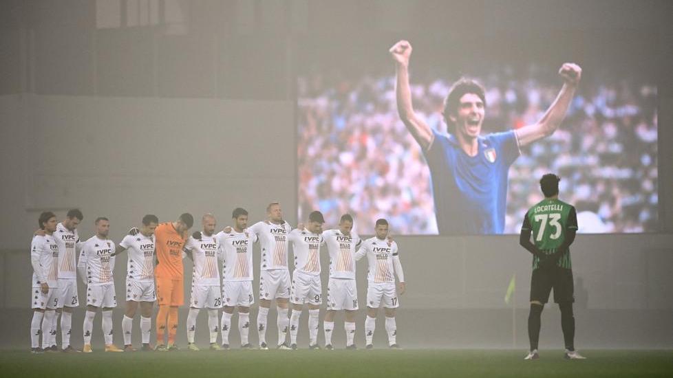 Lutto, foto e un audio dei suoi gol in Nazionale
