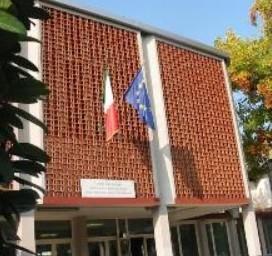 I cinquant’anni del liceo sono celebrati in un libro 