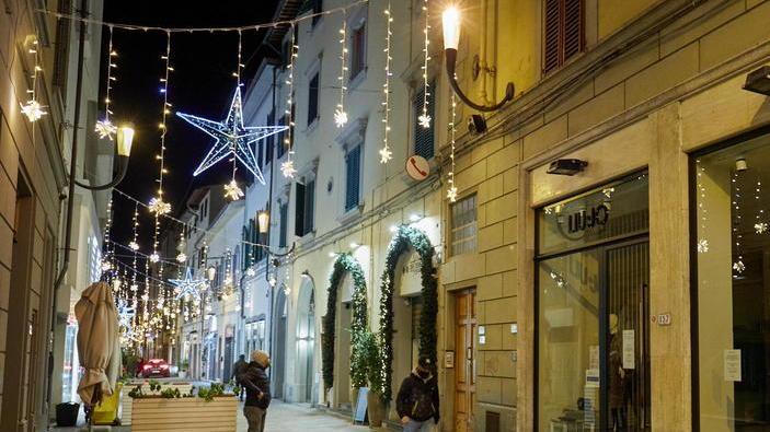 Commercio sul piede di guerra: «Presidente Giani ci faccia riaprire tutti»