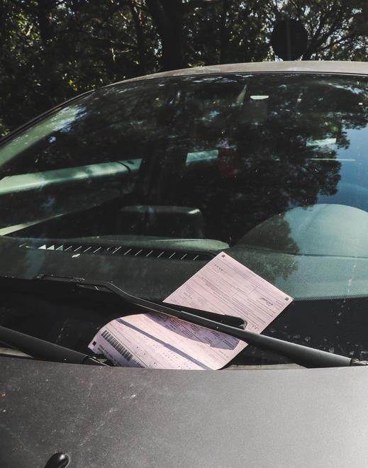 Colleziona multe per eccesso di velocità dopo il furto dell’auto 