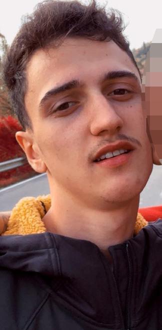 Tragico schianto in sella alla moto 21enne muore poco dopo all’ospedale 