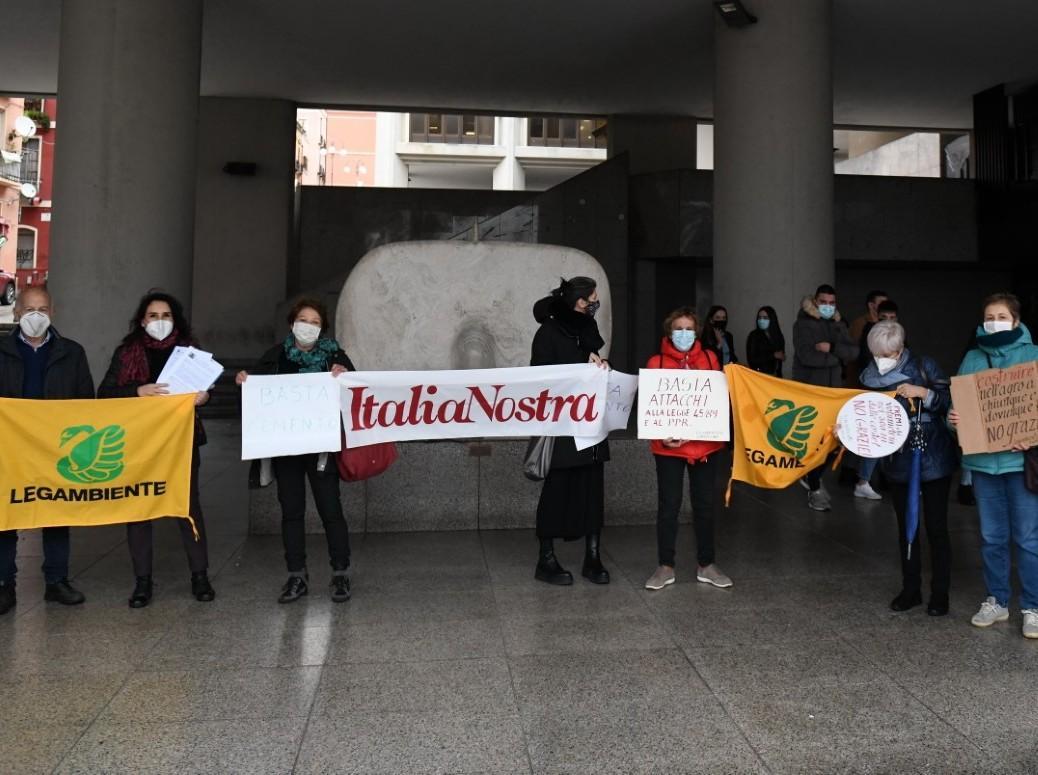 Cgil e ambientalisti: scelta dannosa 