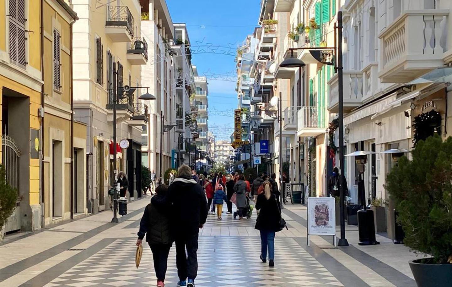 Caos in Abruzzo, zona rossa per un giorno 
