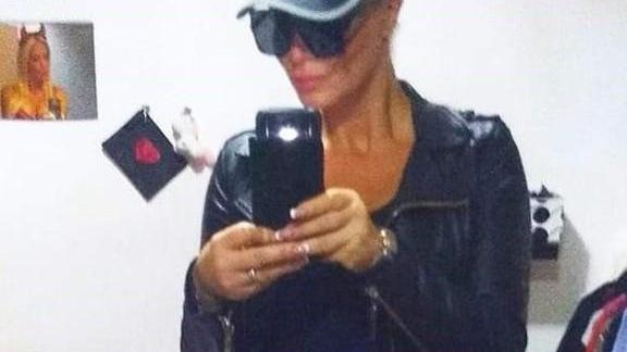 Porto Garibaldi, la denuncia dell’ex pornostar: «Hanno rubato la mia identità»