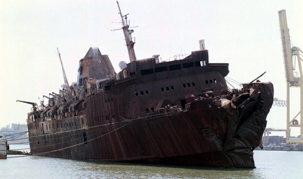 Tragedia del Moby Prince: spuntano nuove negligenze, ma nella terza inchiesta nessun indagato 