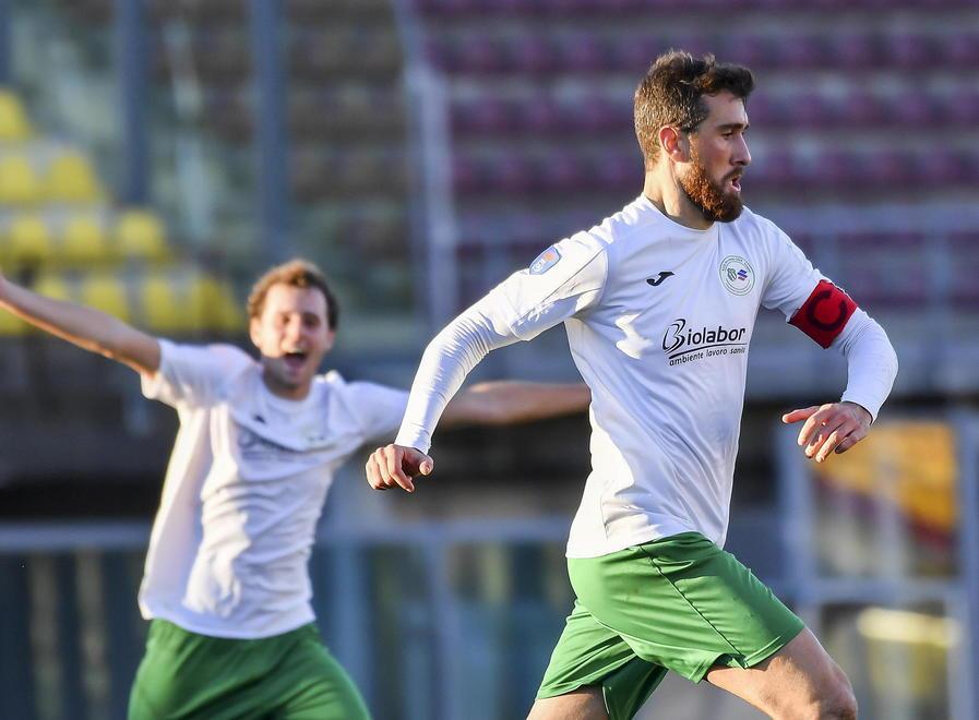 La Pro Livorno rimonta e batte nettamente un buon Sasso Marconi 