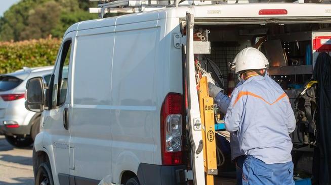 Interventi alla rete Disagi in quattro paesi per l’assenza di luce