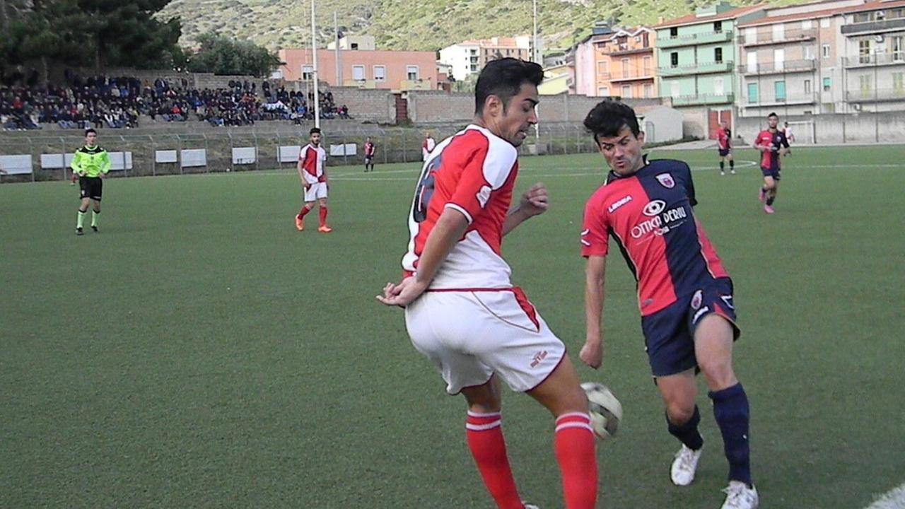 Il Bosa naviga a vista in attesa del riavvio