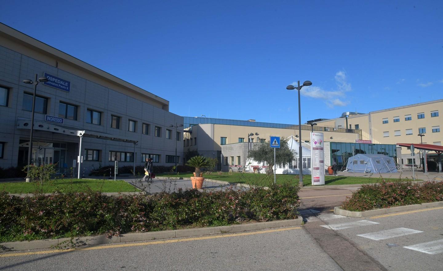 Olbia, via i tendoni dall’ospedale: arriva un mini reparto 