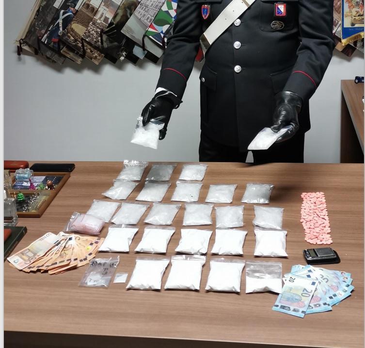 La droga sequestrata dai carabinieri