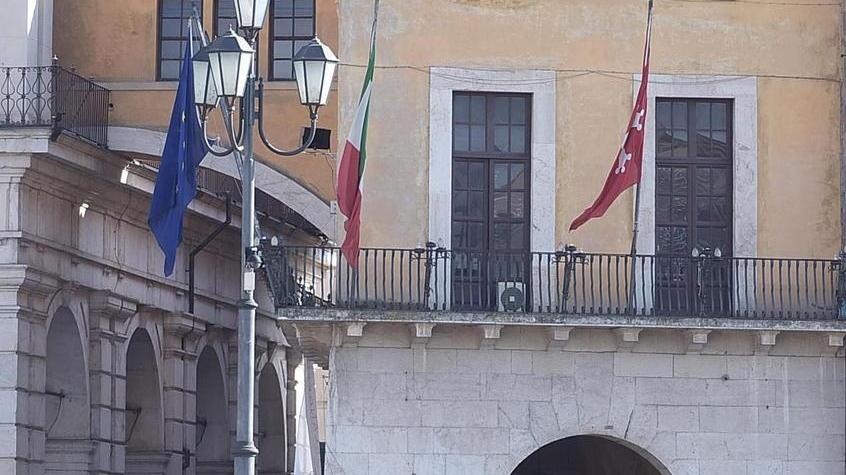 Corruzione in Comune a Pisa: ora in tre vogliono patteggiare