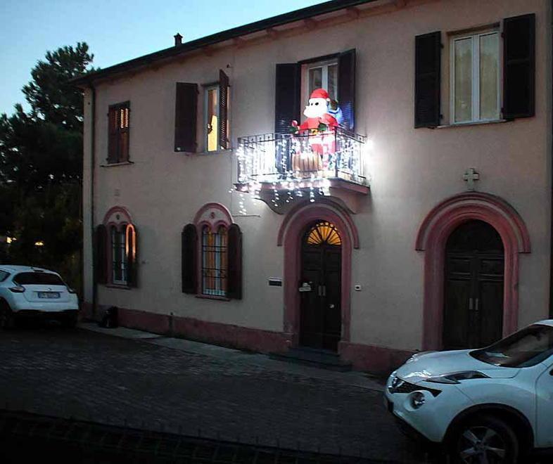 La Asl al Comune di Massa: «Chiudete casa Ciampi, mancano requisiti minimi d’apertura» 