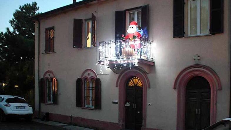 La Asl al Comune di Massa: «Chiudete casa Ciampi, mancano requisiti minimi d’apertura»