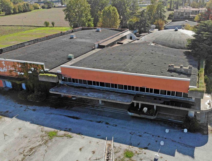 Tamara, area commerciale dove c’era la disco. Lo Sky Lab venduto all’asta agli Zoffoli 