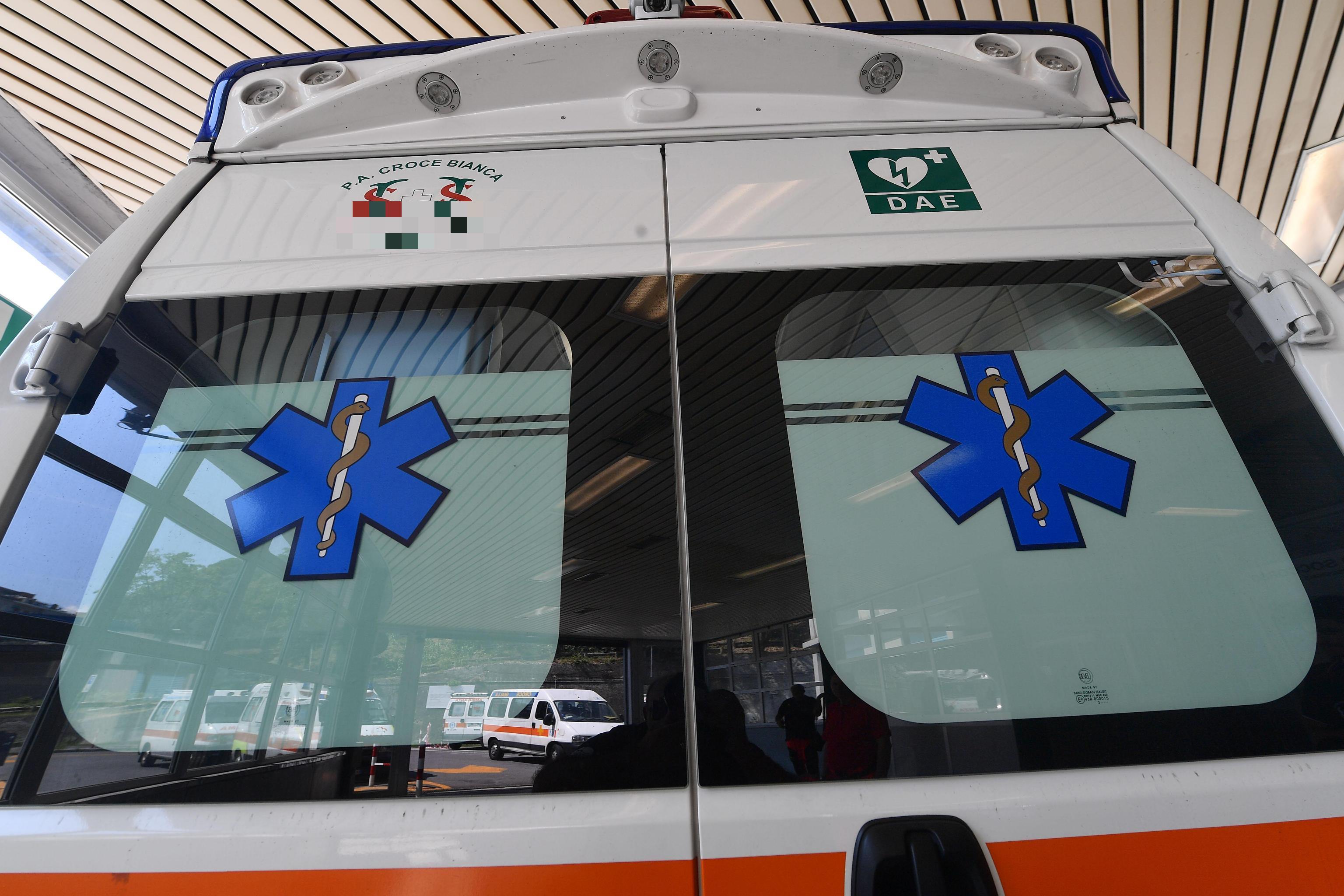Scontro tra una motoape e una Mercedes a Ussana: gravissimo un uomo