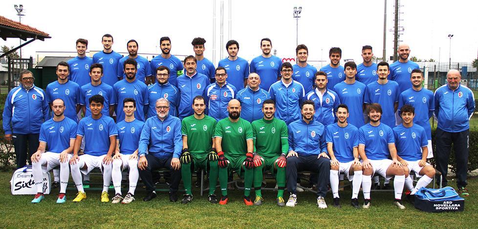 La prima squadra 2020/2021 della “Novellara Sportiva”