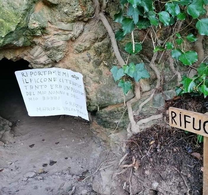 Rubato il piccone di Mario «Restituitelo, ci tengo tanto»