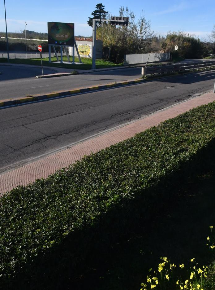 Circonvallazione avanti senza soldi e tra mille ostacoli 