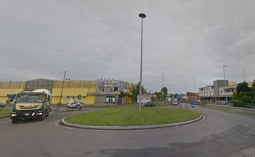 Rotonda dedicata al cappelletto per vincere la sfida con il tortellino 
