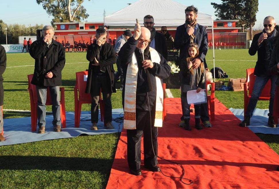È morto don Cirilli per oltre 40 anni parroco di Venturina