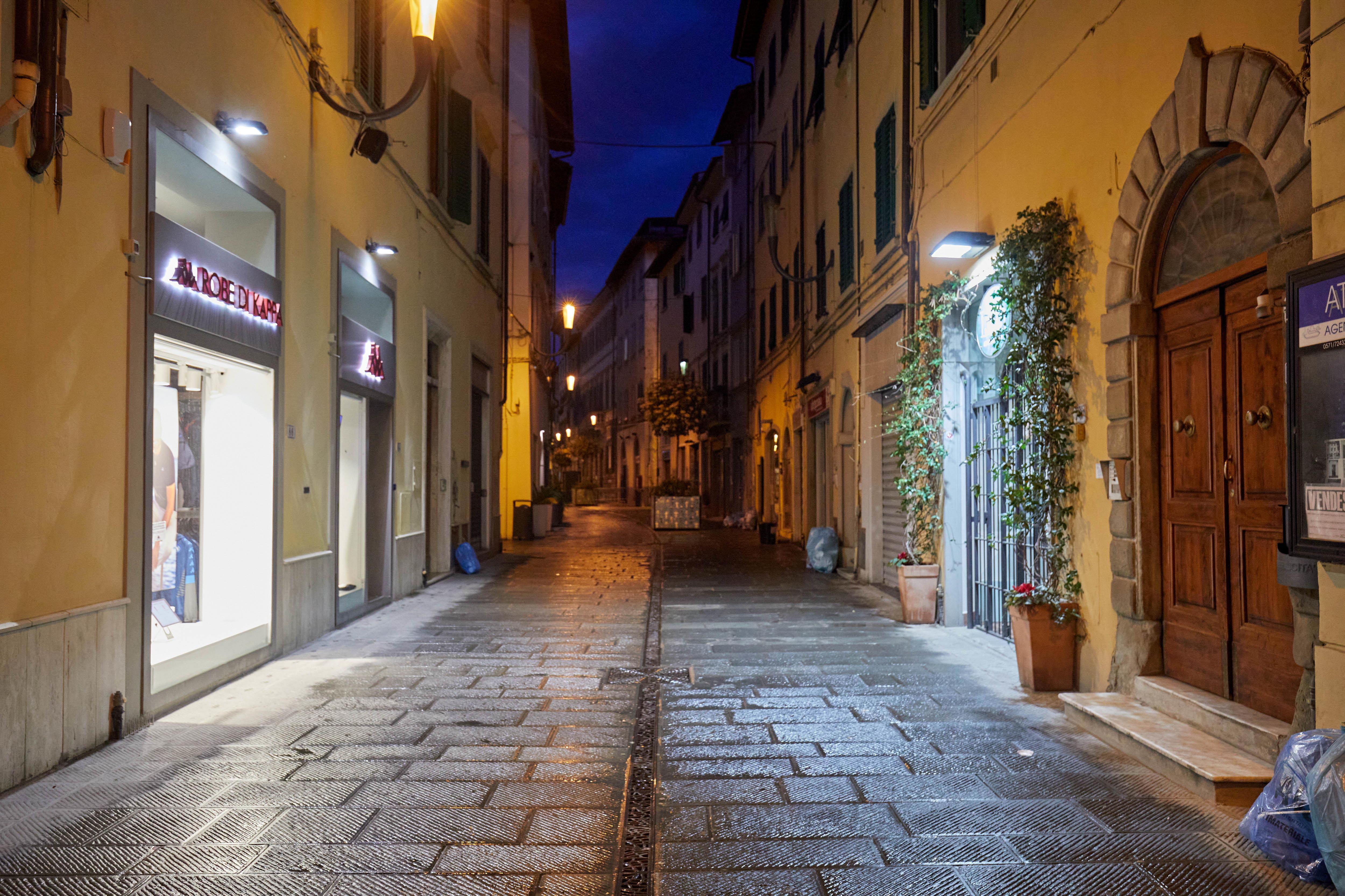 In Toscana zona gialla forse da domenica, ma è in arrivo lockdown nazionale per le feste