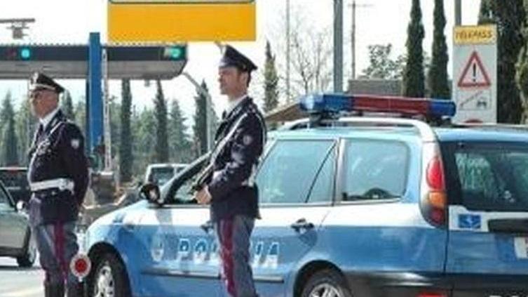 Positivo al Covid, trasportava merci al volante del suo camion: scoperto al casello di Montecatini e denunciato