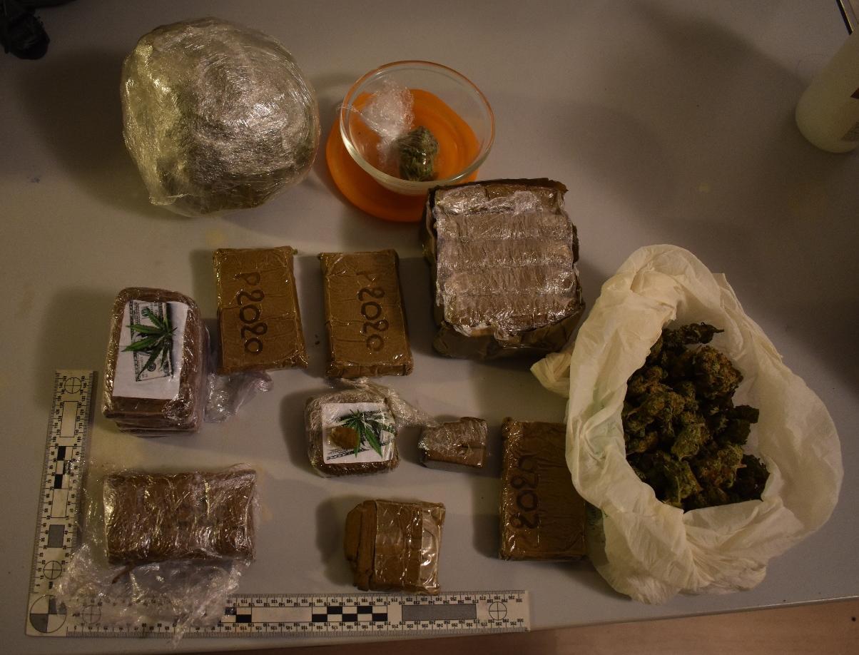 La droga sequestrata dalla polizia