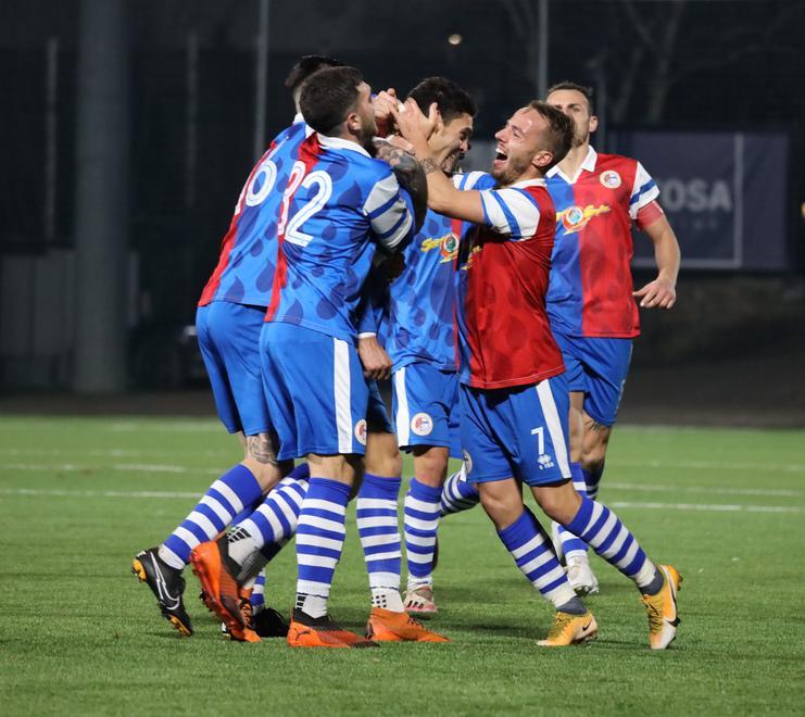Bentornati: la festa in campo è biancorossoblù 