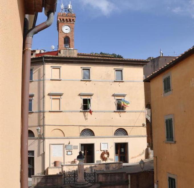Il Comune assume: tre posti Le domande entro il 28 