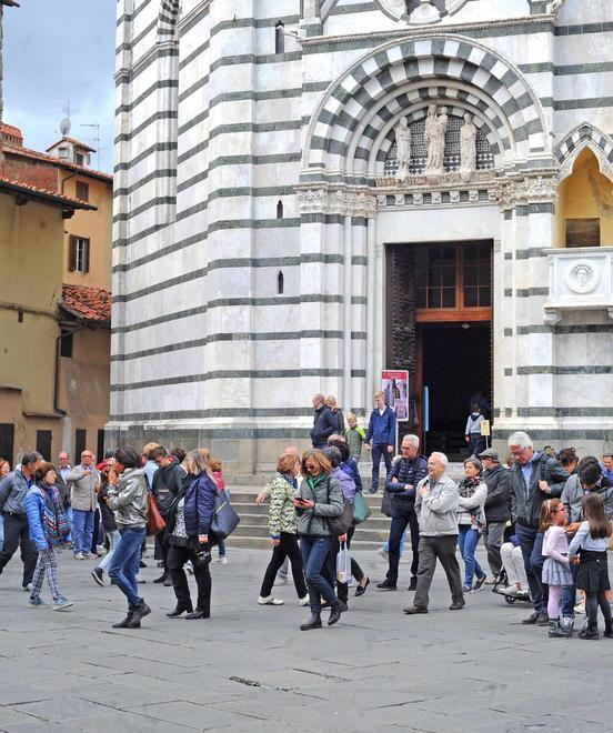 «Ora la tassa di soggiorno va sospesa»