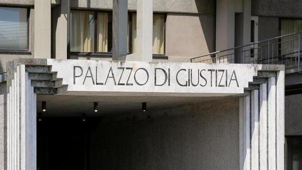 Accusato di stalking offre un risarcimento di un euro alla sua ex