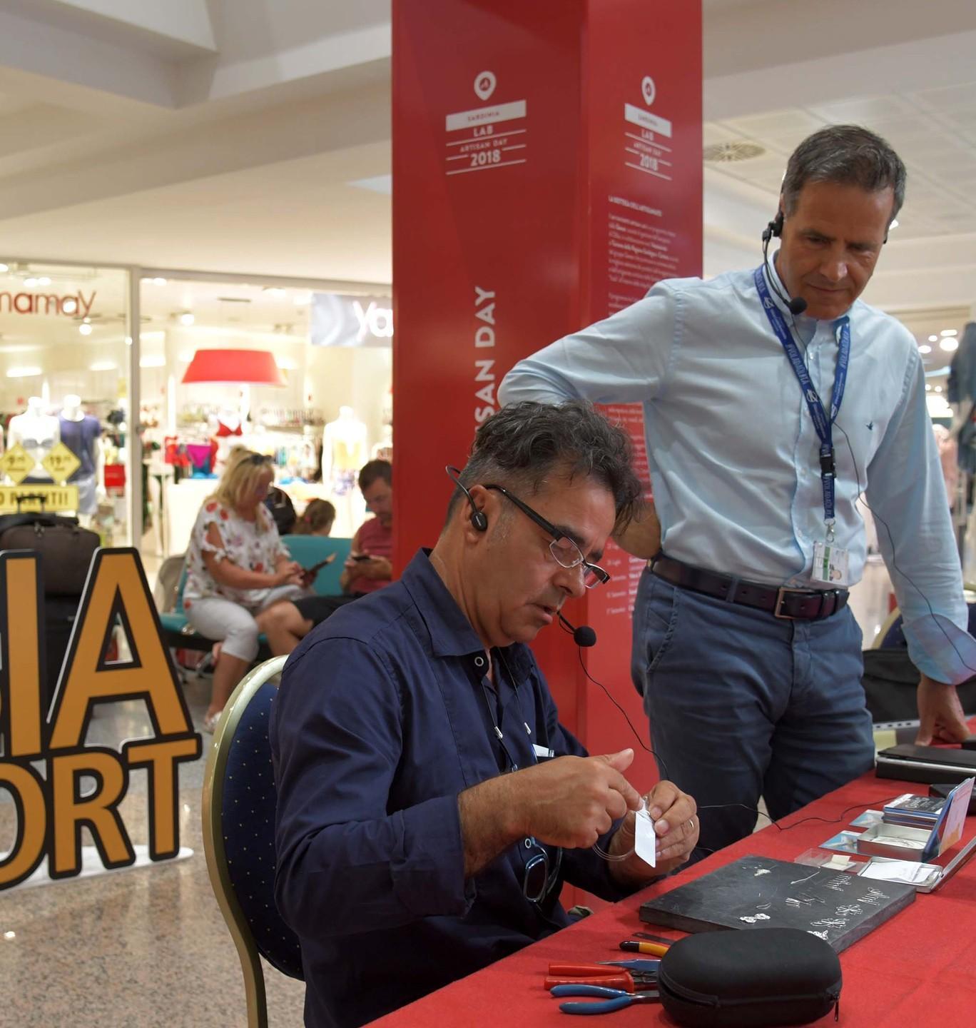 Domani in aeroporto i maestri dell’artigianato artistico