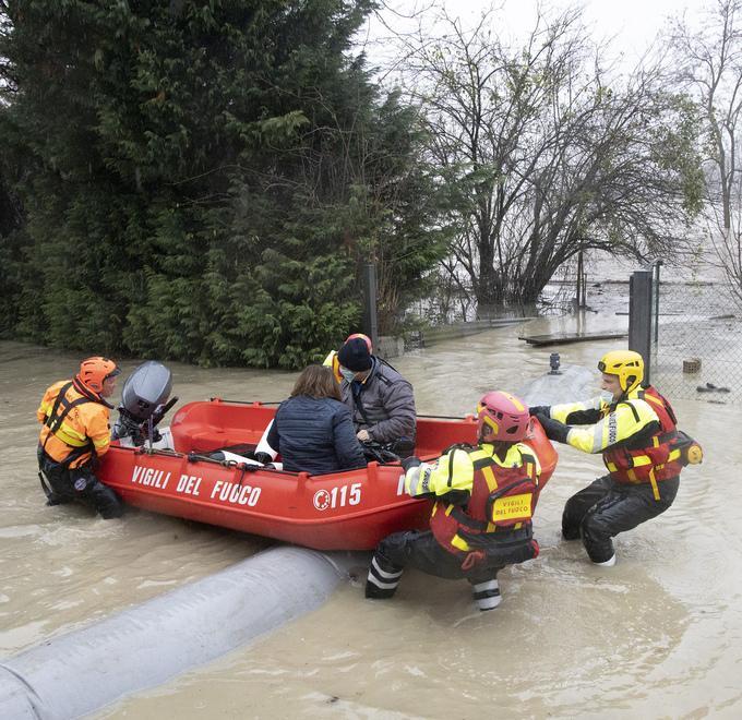  Alluvione a Modena del 6 dicembre, già oggi online i moduli per i danni  