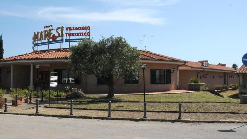 Sì al sottopasso dal villaggio Maresì fino alla spiaggia