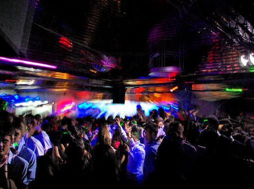 Mandibola rotta in discoteca sconterà un anno e otto mesi