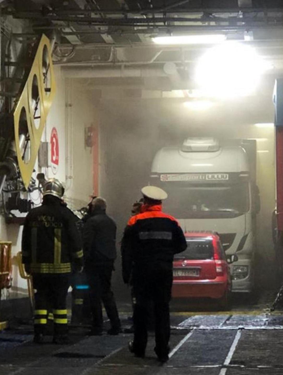 Incendio sulla nave per Porto Torres 