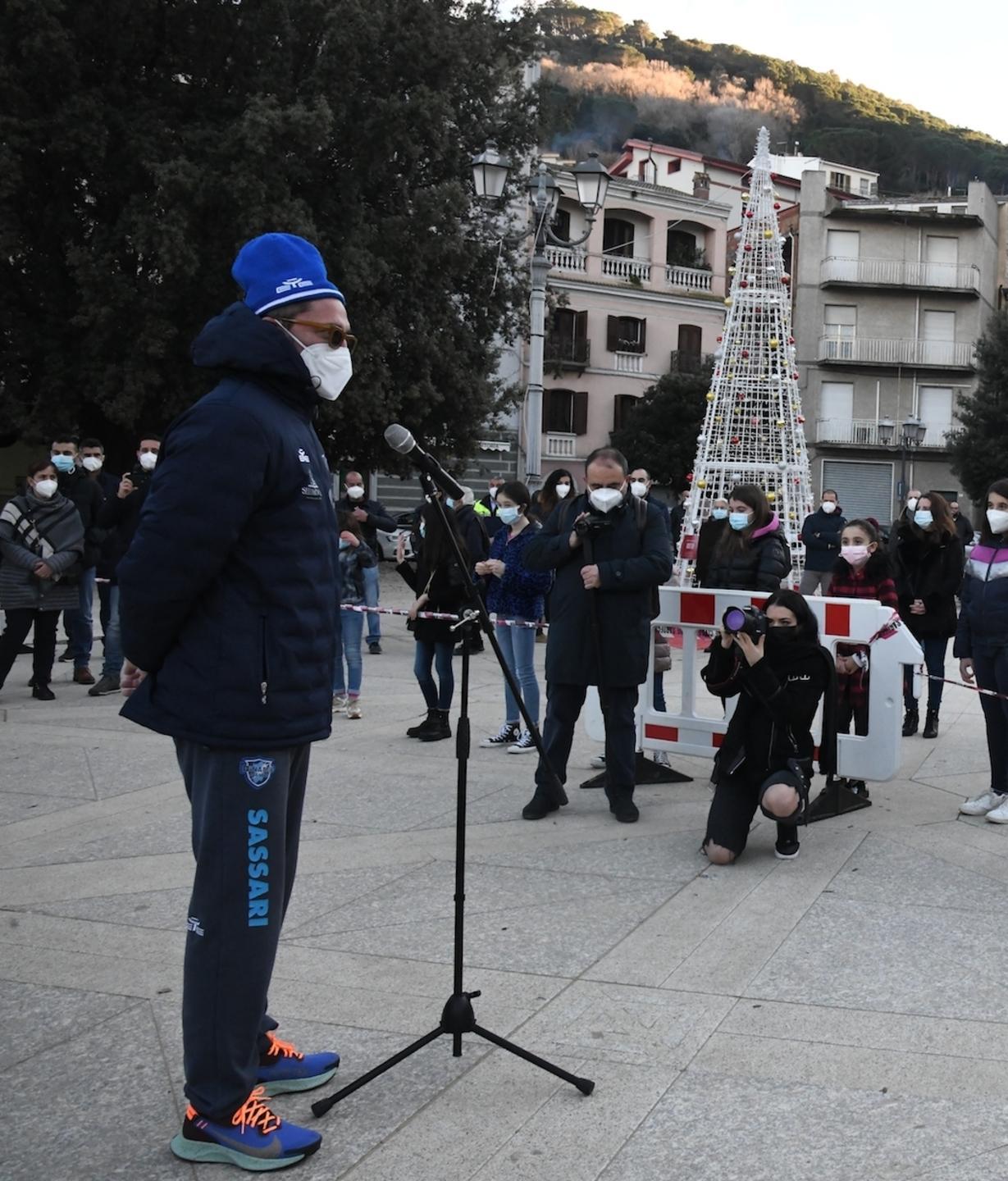La Dinamo con i ragazzi a Bitti 