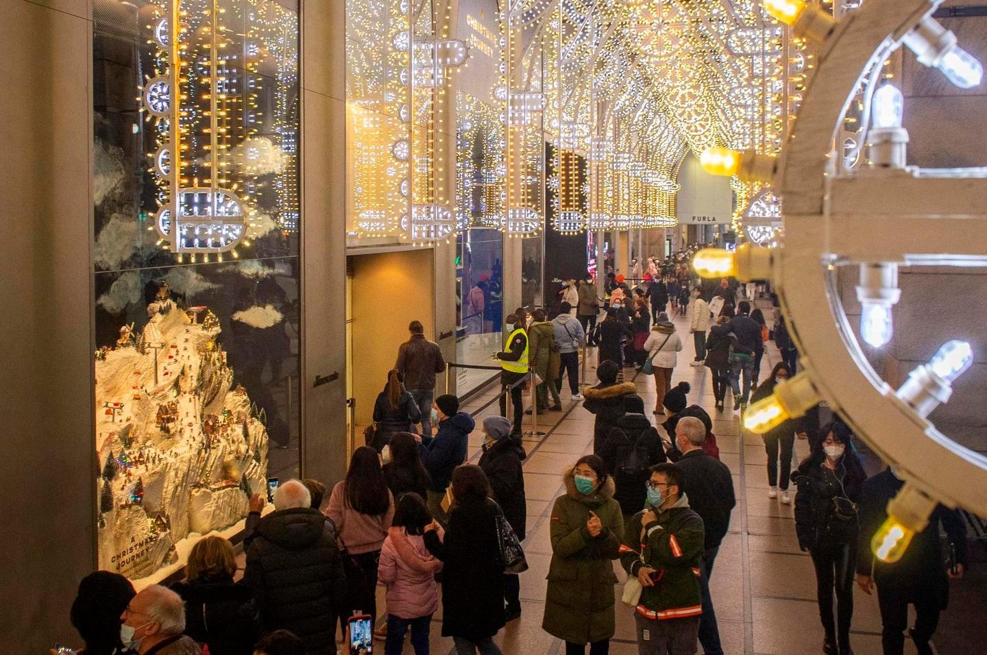 [EMPTYTAG]Natale, si decide oggi [EMPTYTAG]Zaia blinda il Veneto 
