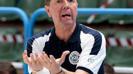 Coach Spiro Leka