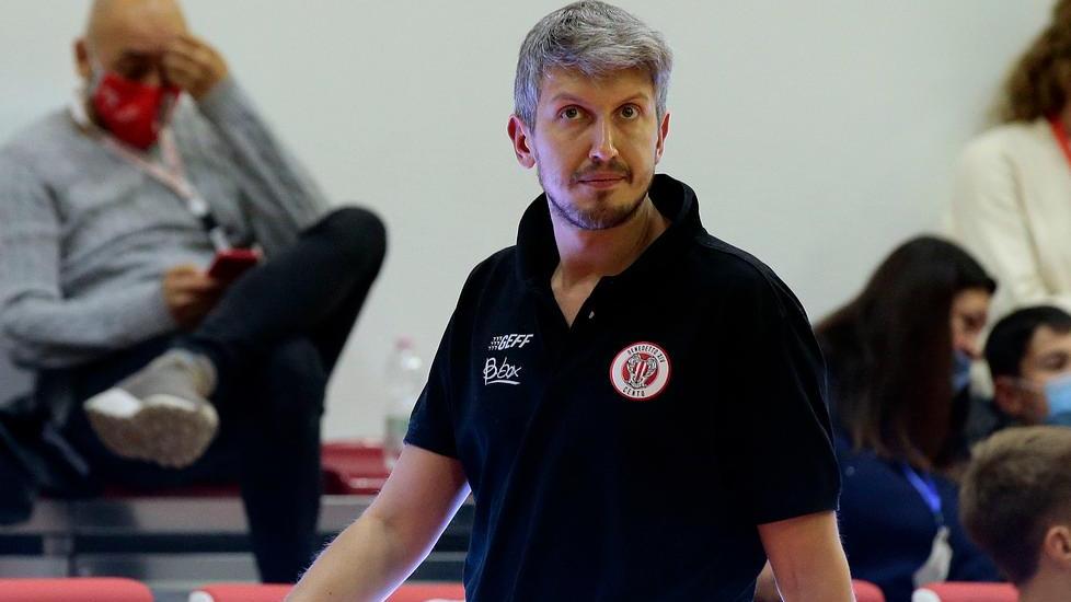 Coach Mecacci